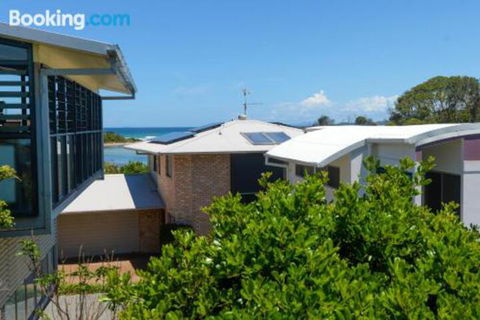 Ballantrae 8 Sawtell NSW - Tourism Brisbane 1
