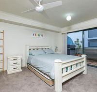 3 Peninsula Waters 2 4 Soldiers Point Rd Beautiful Air Conditioned Unit with Pool Lift  WIFI - Brisbane Tourism