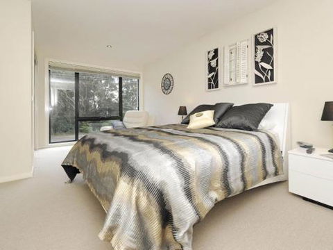 Bagnall Views 2 / 161 Government Rd Stylish & Modern Duplex Across The Road To The Waters Edge - Tourism Brisbane 1