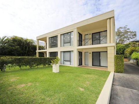 Bagnall Views 2 / 161 Government Rd Stylish & Modern Duplex Across The Road To The Waters Edge - Tourism Brisbane 0