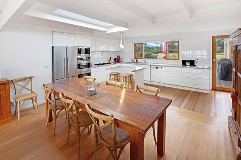 Waterfront Sanctuary Raymond Island Getaway - Tourism Brisbane 4