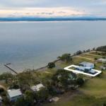 Waterfront Sanctuary Raymond Island Getaway - Tourism Brisbane 0