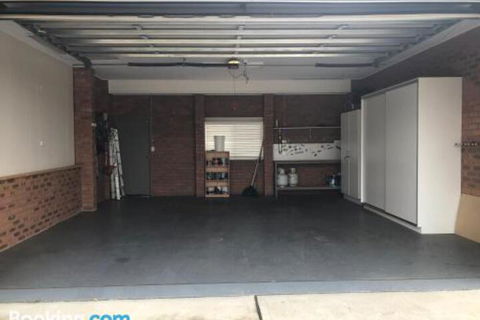 Taboga 3 Bedroom 3 Bathroom Villia - Brisbane Tourism 2