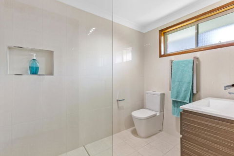 Kalimna Lakeside Living - Brisbane 4u 3