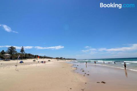 Saltwater Manor - Tourism Brisbane 0