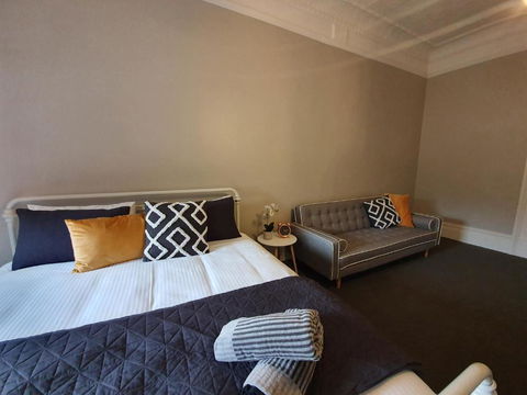 The Royal Hotel - Tourism Brisbane 4