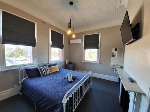 The Royal Hotel - Tourism Brisbane 3