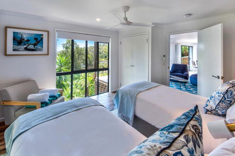 Kingfisher On Hamilton Island - Tourism Brisbane 1