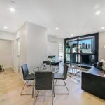 A Cozy & Stylish Suite Near Melbourne Central - Brisbane 4u 0