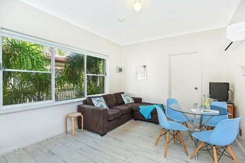 Smugglers Resort Style Apartments No 9 - Brisbane Tourism 1
