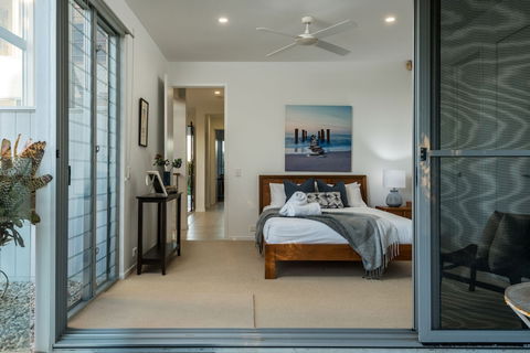 Sunshine Coast White House - Tourism Brisbane 4