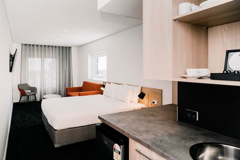 Tom's Court Hotel - Tourism Brisbane 6