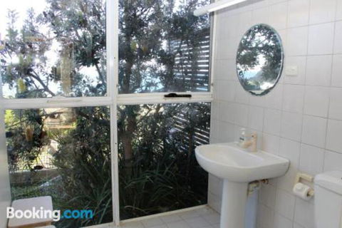 BARANBALEE WEEKLY ONLY - Brisbane 4u 0