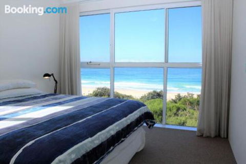 BARANBALEE WEEKLY ONLY - Brisbane 4u 3