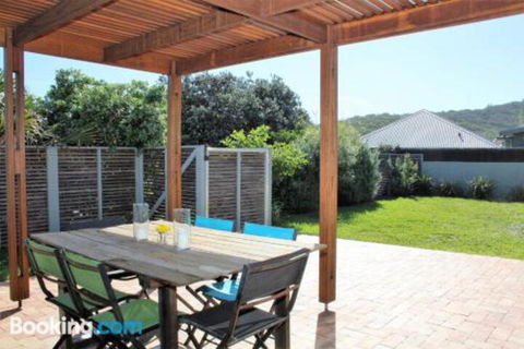 BARANBALEE WEEKLY ONLY - Brisbane 4u 5