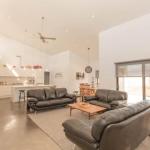 26 Twynam Street - Brisbane Tourism 0