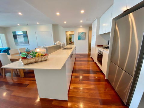 Absolute Beachfront Cabarita Beach Ocean Views 3 Bed Apartment - Brisbane 4u 2