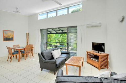 Baden 46 Rainbow Shores Walk To Beach Top Floor Air Conditioned Unit Pools - Tourism Brisbane 0