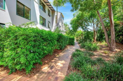 Baden 46 Rainbow Shores Walk To Beach Top Floor Air Conditioned Unit Pools - Tourism Brisbane 4