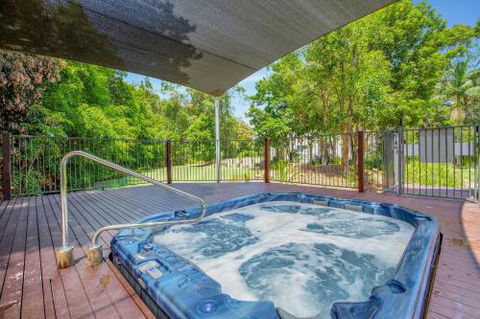 Baden 46 Rainbow Shores Walk To Beach Top Floor Air Conditioned Unit Pools - Tourism Brisbane 5