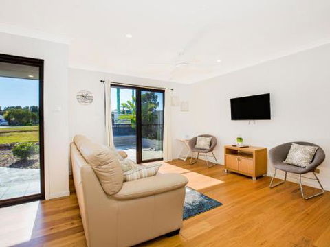 VIlla Zelma Culburra Beach - Brisbane 4u 6