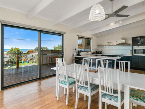 Waikiki Views - Brisbane 4u 3
