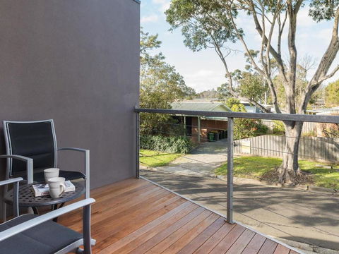 Paradise In Cowes - Tourism Brisbane 5