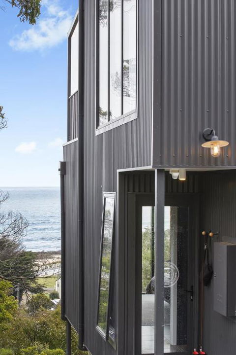 Months & Seasons Momentary Escapes Beach House - Brisbane Tourism 1
