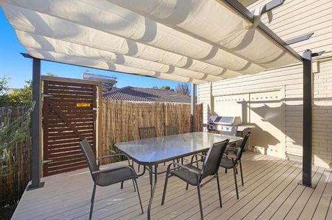 Seabreeze Retreat - Brisbane 4u 3