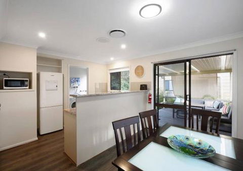 Convenient Location Close To Tuggerah Lake - Tourism Brisbane 2