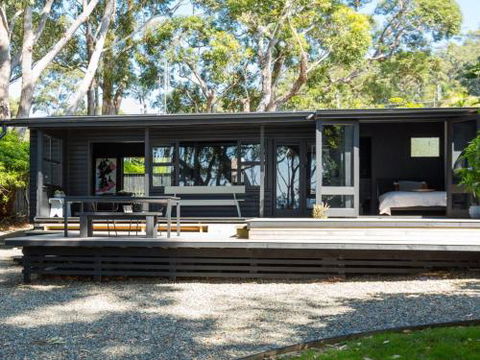 Black Shack On Hyams 4pm Check Out Sundays - Tourism Brisbane 0