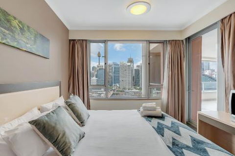 DREAM HARBOUR VIEW 2 BRM / GYM POOL & PARKING - Tourism Brisbane 4