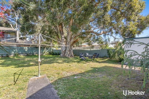 Cromarty Cottage 900m From Birubi Beach - Tourism Brisbane 2