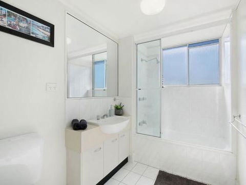 Unit 3 Casand Chase Kings Beach - Tourism Brisbane 5