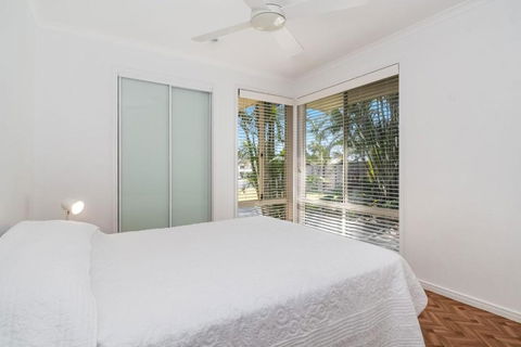 Lazy Days In Lennox - Brisbane Tourism 6