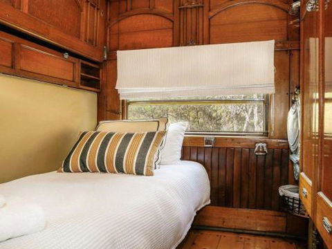 THE ANGAS CARRIAGE Alpine Southern Highlands 4pm Check Out On Sundays - Brisbane 4u 3