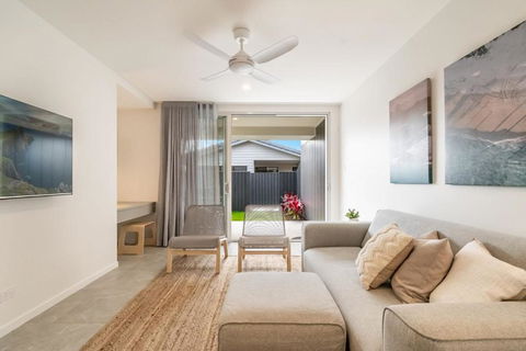 22 South Lennox Head - Brisbane Tourism 6