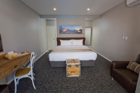 Maand Up - Tourism Brisbane 2