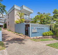 Sunset Towers 14 / 25 Donald Street - Tourism Brisbane