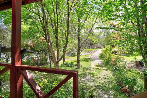 Mountain Den - Brisbane Tourism 5