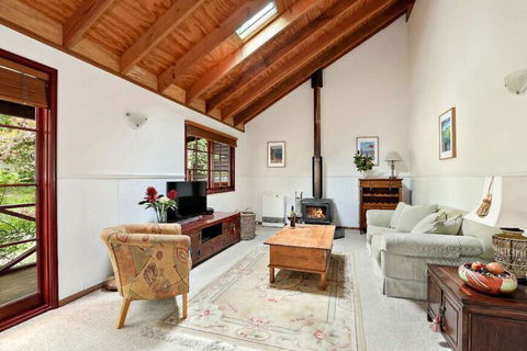 Mountain Den - Brisbane Tourism 2