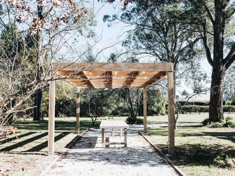 KIRRIEMUIR Burradoo Southern Highlands 4pm Check Out Sunday - Tourism Brisbane 3
