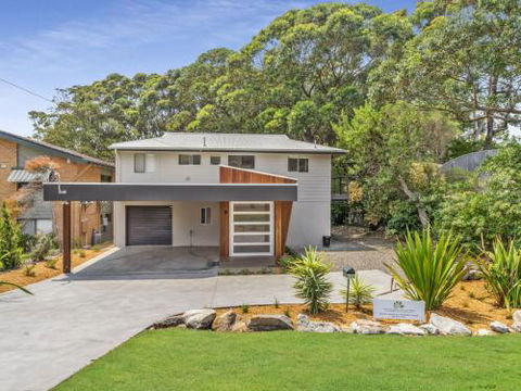 Kookaburra House At Vincentia 4pm Check Out Sundays - Tourism Brisbane 0