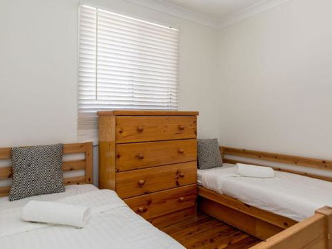 Kookaburra House At Vincentia 4pm Check Out Sundays - Tourism Brisbane 6