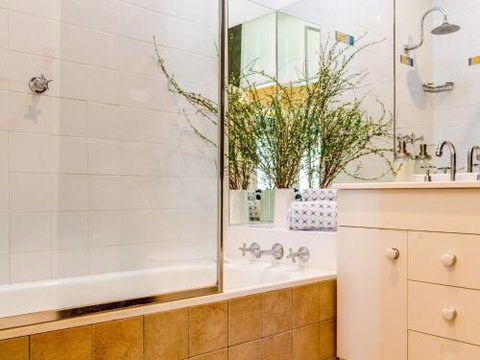 Mirriyindi Unique Berrima Escape For 7 In The Southern Highlands 4pm Check Out Sundays - Brisbane Tourism 5