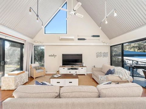 Sea Loft At Hyams Full House 4pm Check Out Sundays - Tourism Brisbane 2