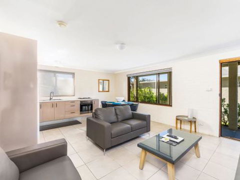 Sandals At The Bay Downstairs 4pm Check Out Sundays - Tourism Brisbane 1