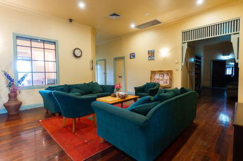 Acheron Valley Lakefront Cottages - Tourism Brisbane 1