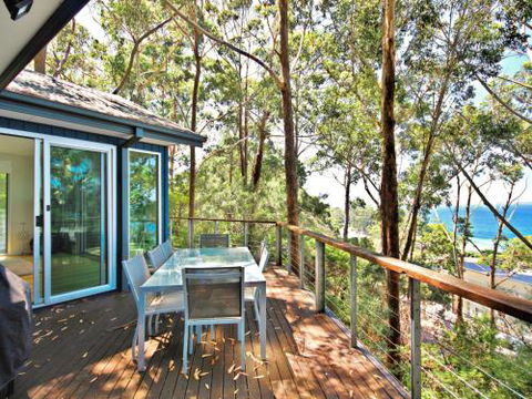 Aqua Pure At Hyams Beach 4pm Check Out Sundays - Tourism Brisbane 5