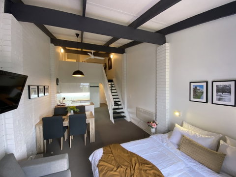 22 At The Gables - Brisbane Tourism 1